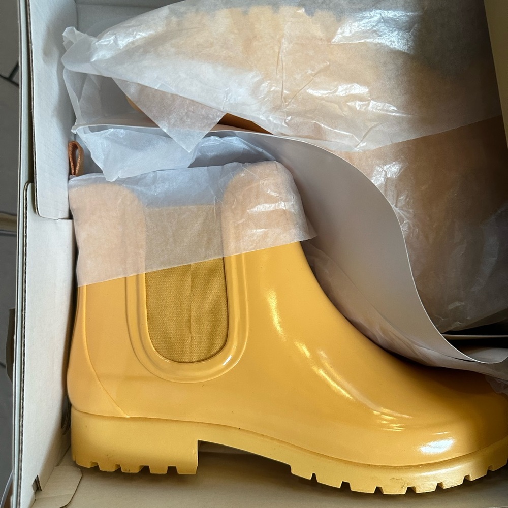 Michael Kors boots